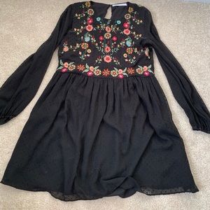 Zara Embroidered Dress - Size L